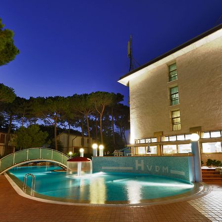 Hotel Vina De Mar Lignano Sabbiadoro Bagian luar foto